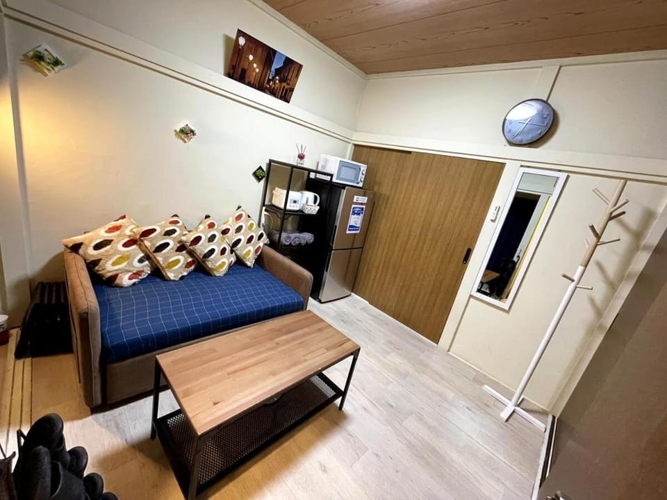 NEW OPEN Available for 10people 1 line to airport Vacation rental in Japan