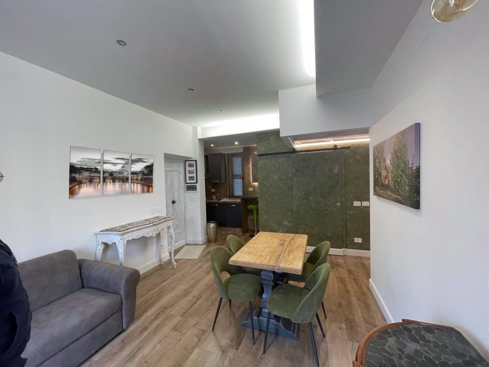 Kitchen or kitchenette, Living room, Dining area