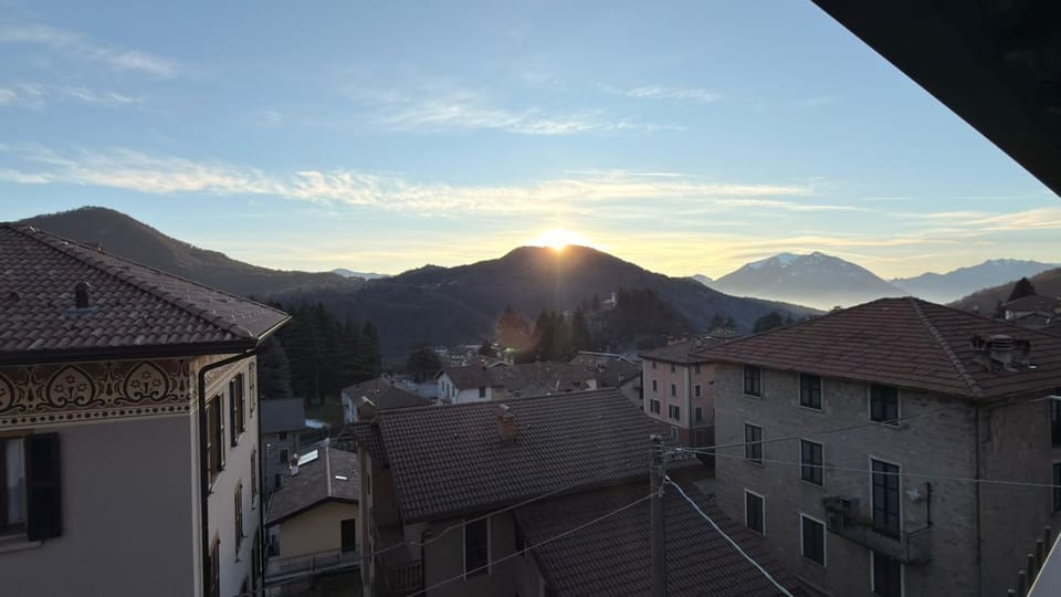 View (from property/room), Mountain view