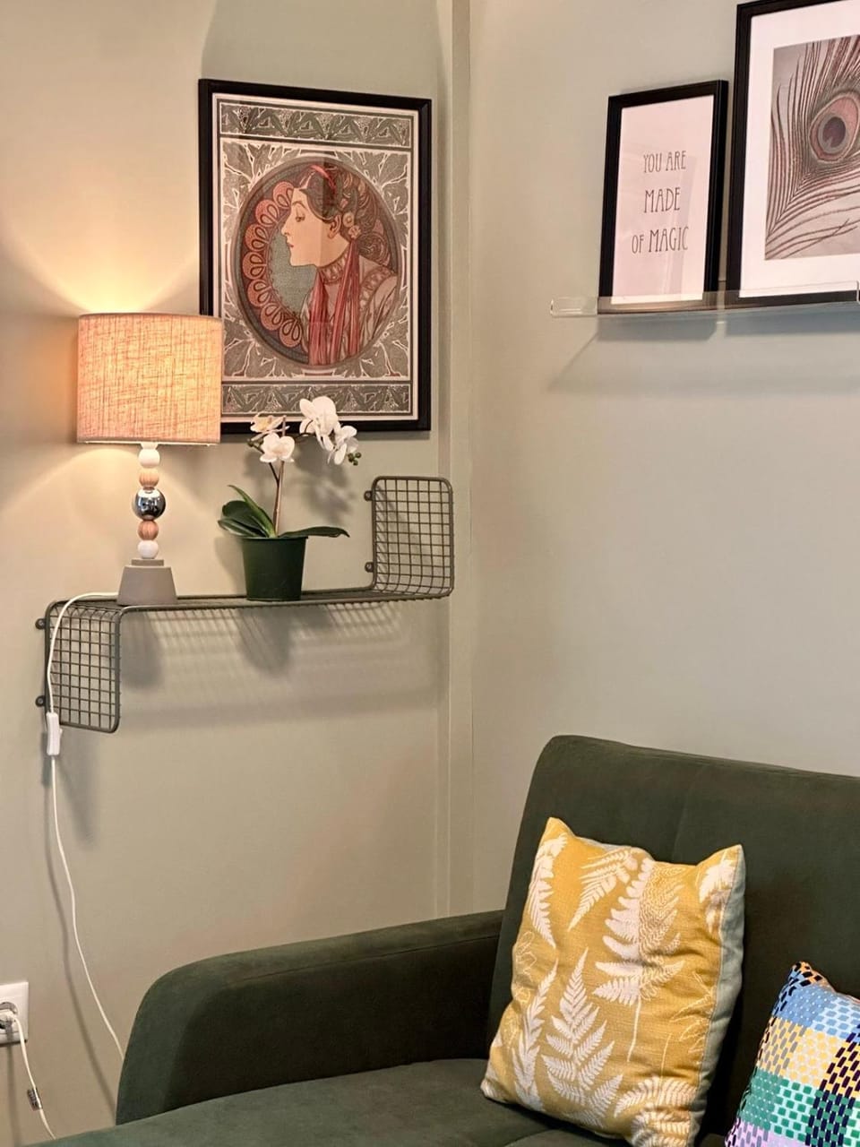Living room, Seating area