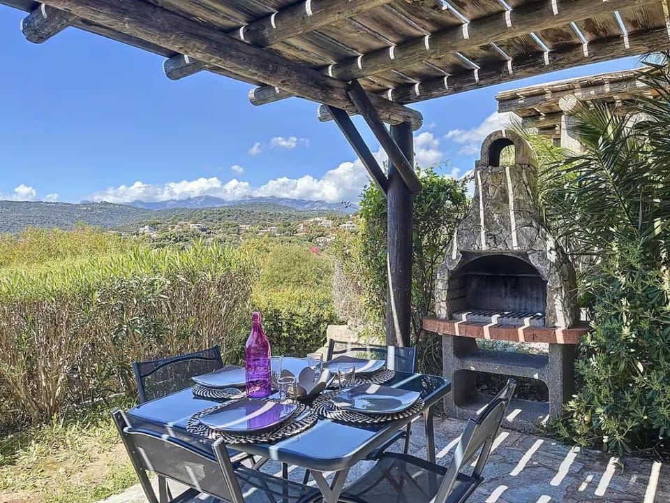 Natural landscape, BBQ facilities, View (from property/room), View (from property/room), Balcony/Terrace