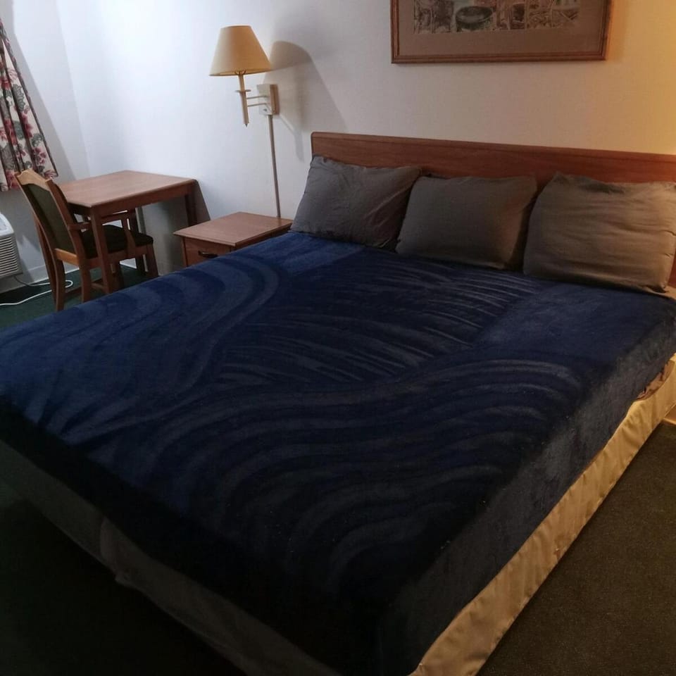 King Bed Hotel Studio 113 Apartment in Texas