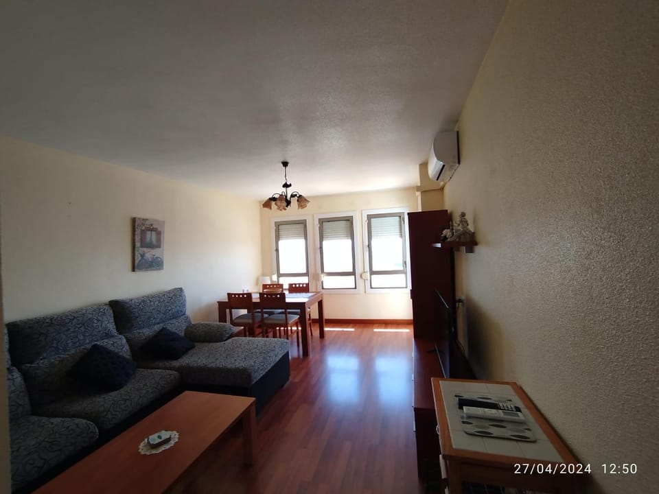 Living room, Seating area, air conditioner