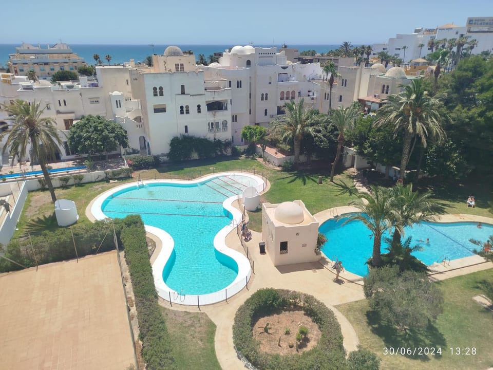 Sea view, Swimming pool