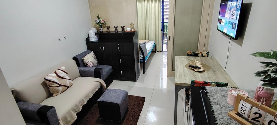 SM MOA staycation condotel Apartment hotel in Pasay