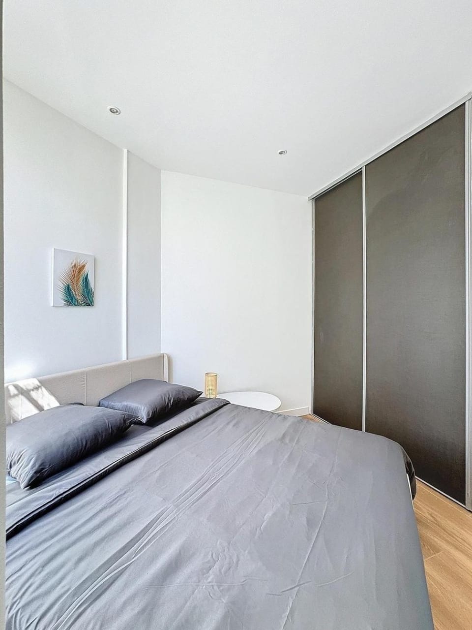 Bed, Photo of the whole room, Bedroom, wardrobe