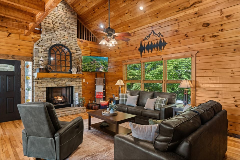 Soaring Ridge Chalet in Pigeon Forge