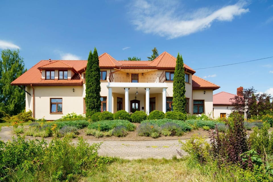 Property building, Garden