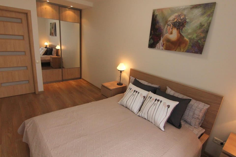 Bed, Photo of the whole room, Bedroom, wardrobe