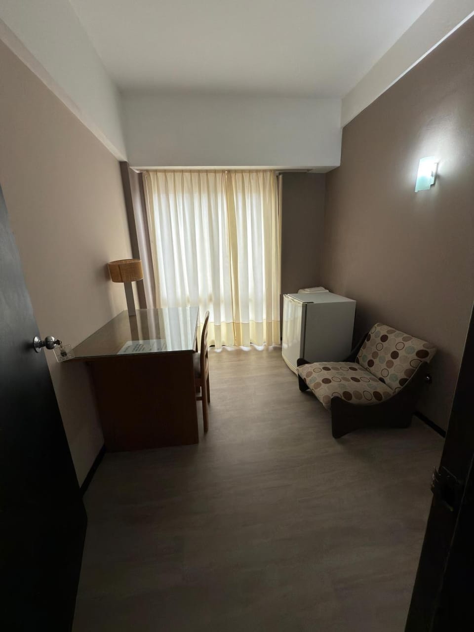 Living room, Photo of the whole room, Seating area