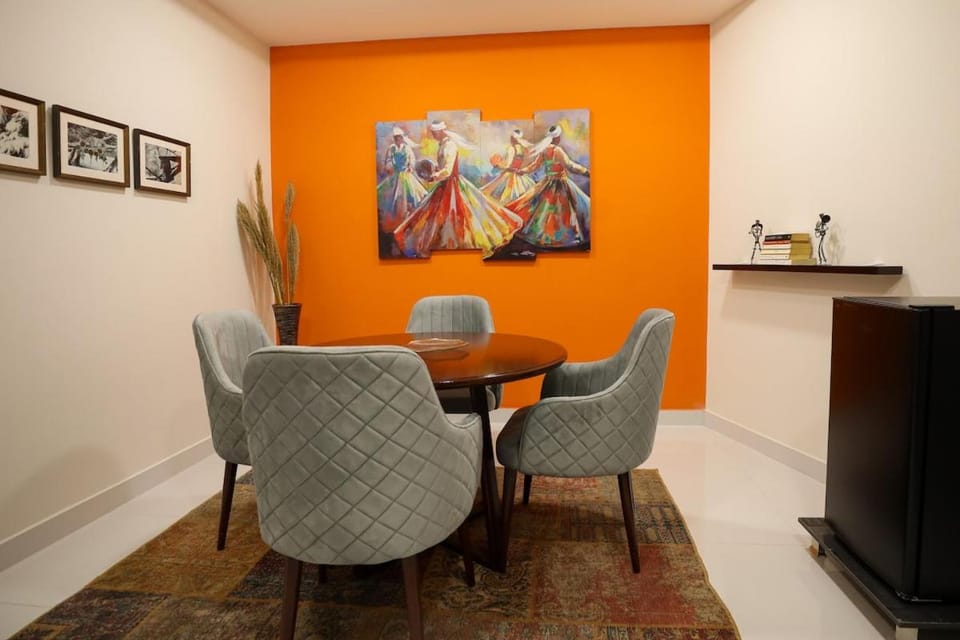The Orange Room Apartment in Islamabad Capital Territory