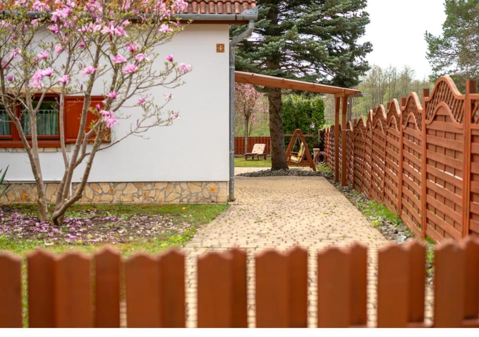 Őrségi Tópart Vendégház House in Hungary