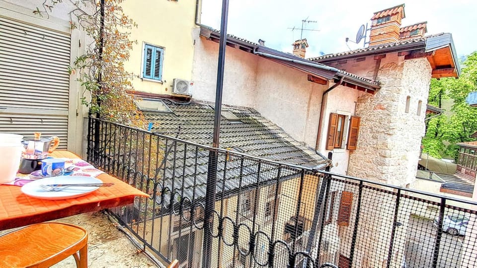 Property building, Patio, Day, View (from property/room), Balcony/Terrace, Dining area