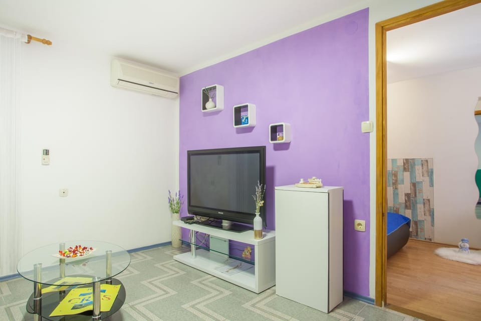 TV and multimedia, Living room
