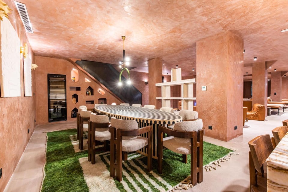 Kitchen or kitchenette, Living room, Dining area