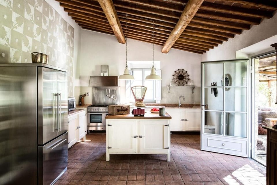 Charming Villa with Private Pool in Chianti Villa in Tuscany