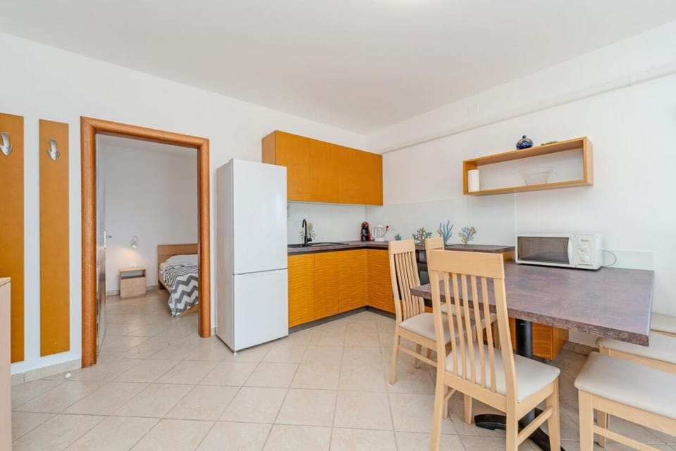 Rudi sea view apartment Apartment in Novalja