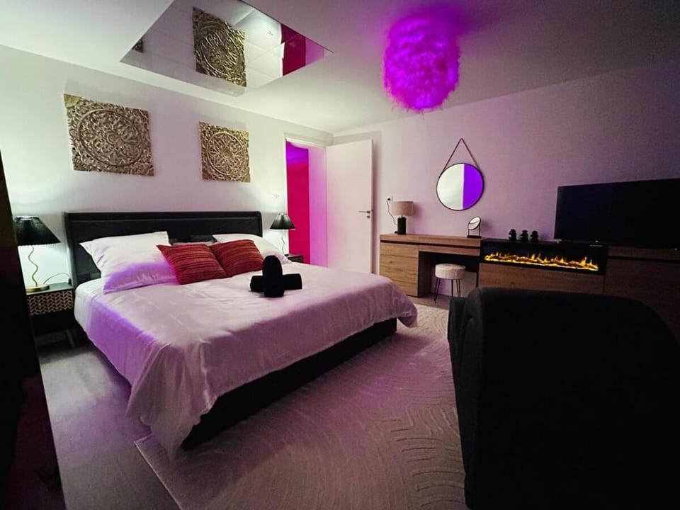 Luneïa - romantic getaway, sauna and private spa Apartment in Haute-Savoie