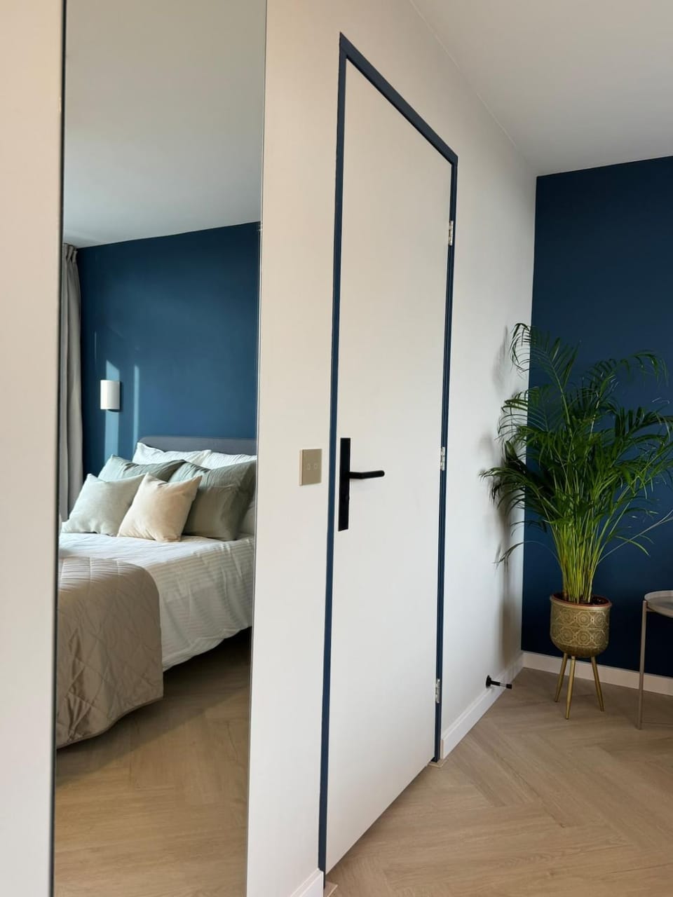 The Charming chic Garden View Den Aprt R2 Apartment in The Hague