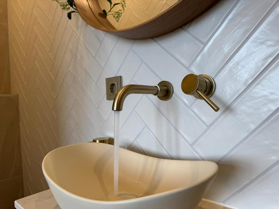 The Charming chic Garden View Den Aprt R2 Apartment in The Hague