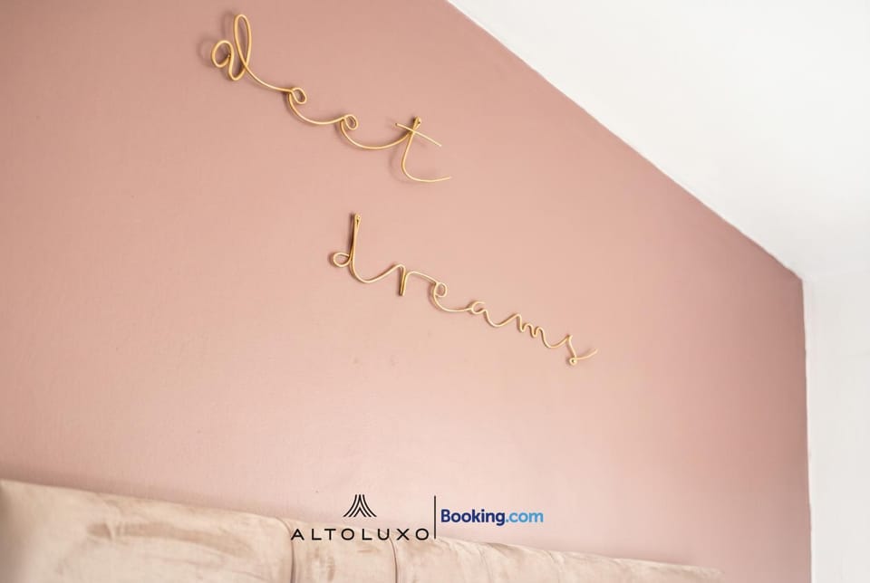 31A Stylish & Comfy 1BR By AltoLuxoExperience Short Lets & Serviced Accommodation With Free Wifi & Parking Apartment in Bristol