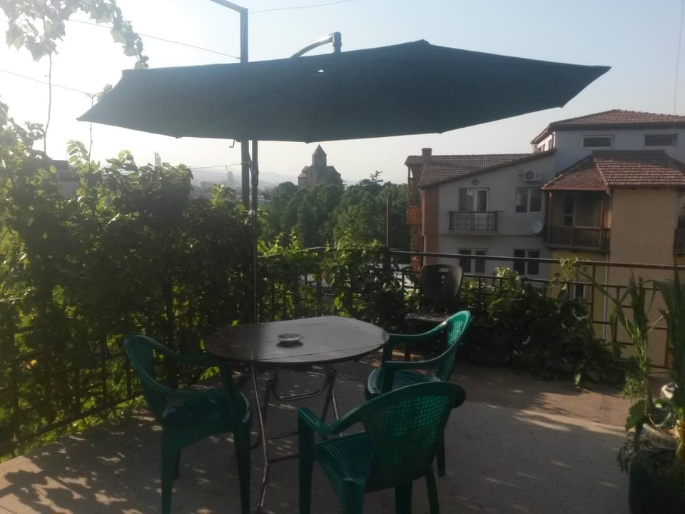 Garden, Balcony/Terrace, City view, Garden view, Mountain view, River view, Street view