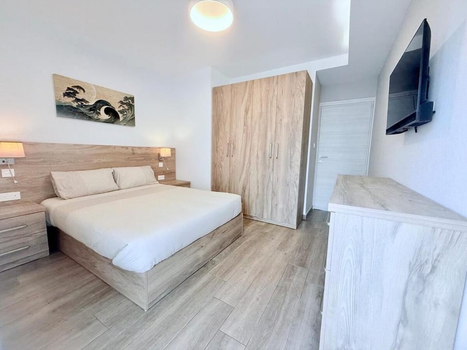 Bed, wardrobe