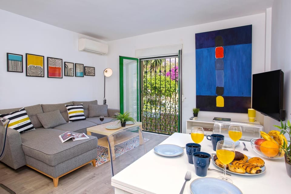 Calle Agua Center&Parking&Woodland Apartment in Malaga