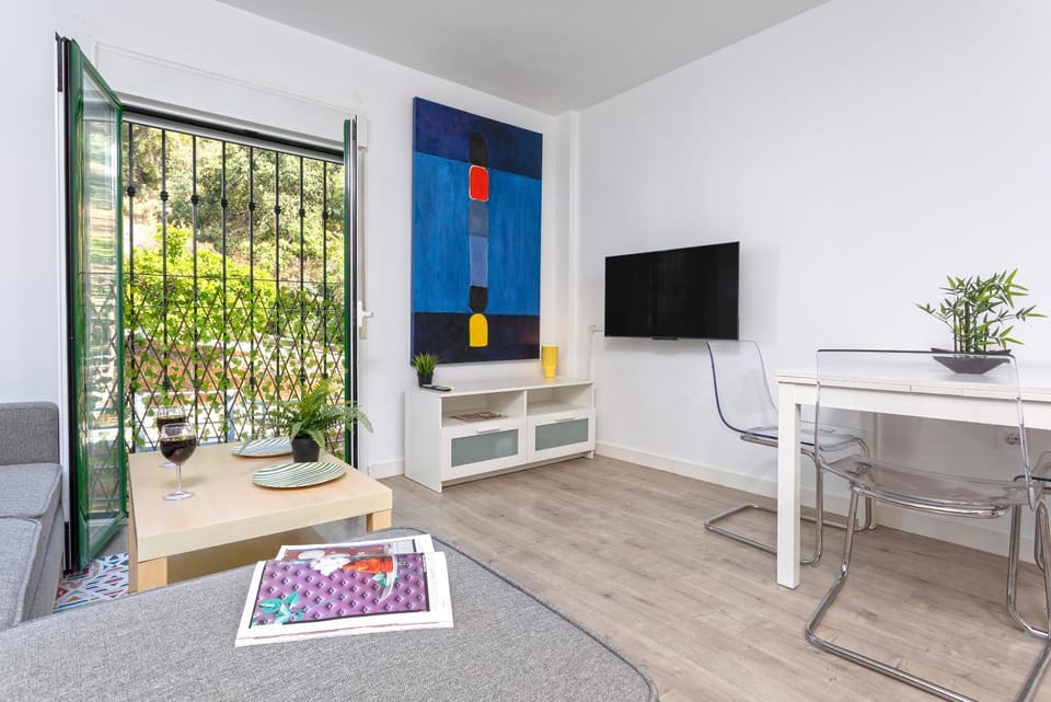 Calle Agua Center&Parking&Woodland Apartment in Malaga