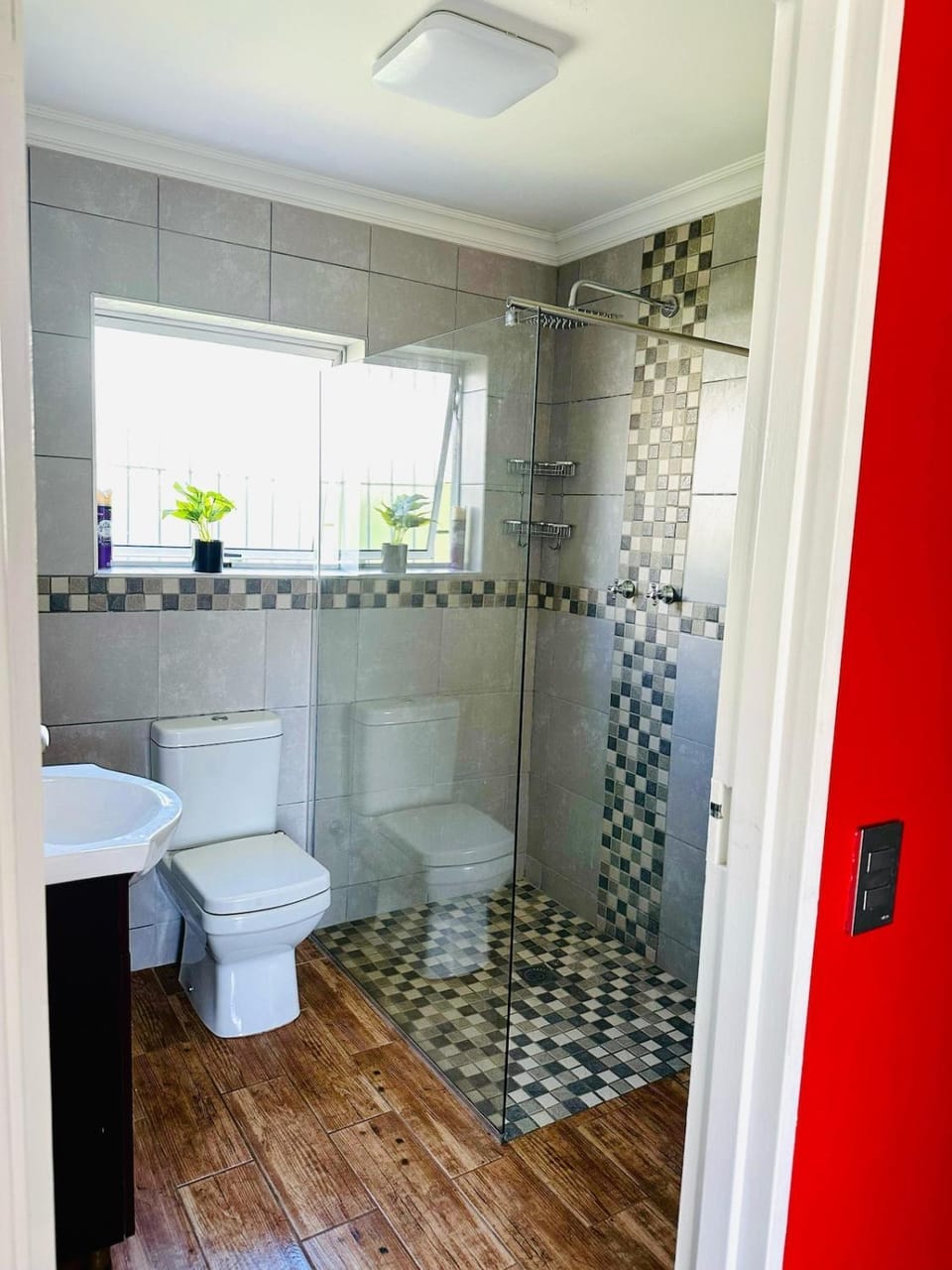 Shower, Toilet, Bathroom