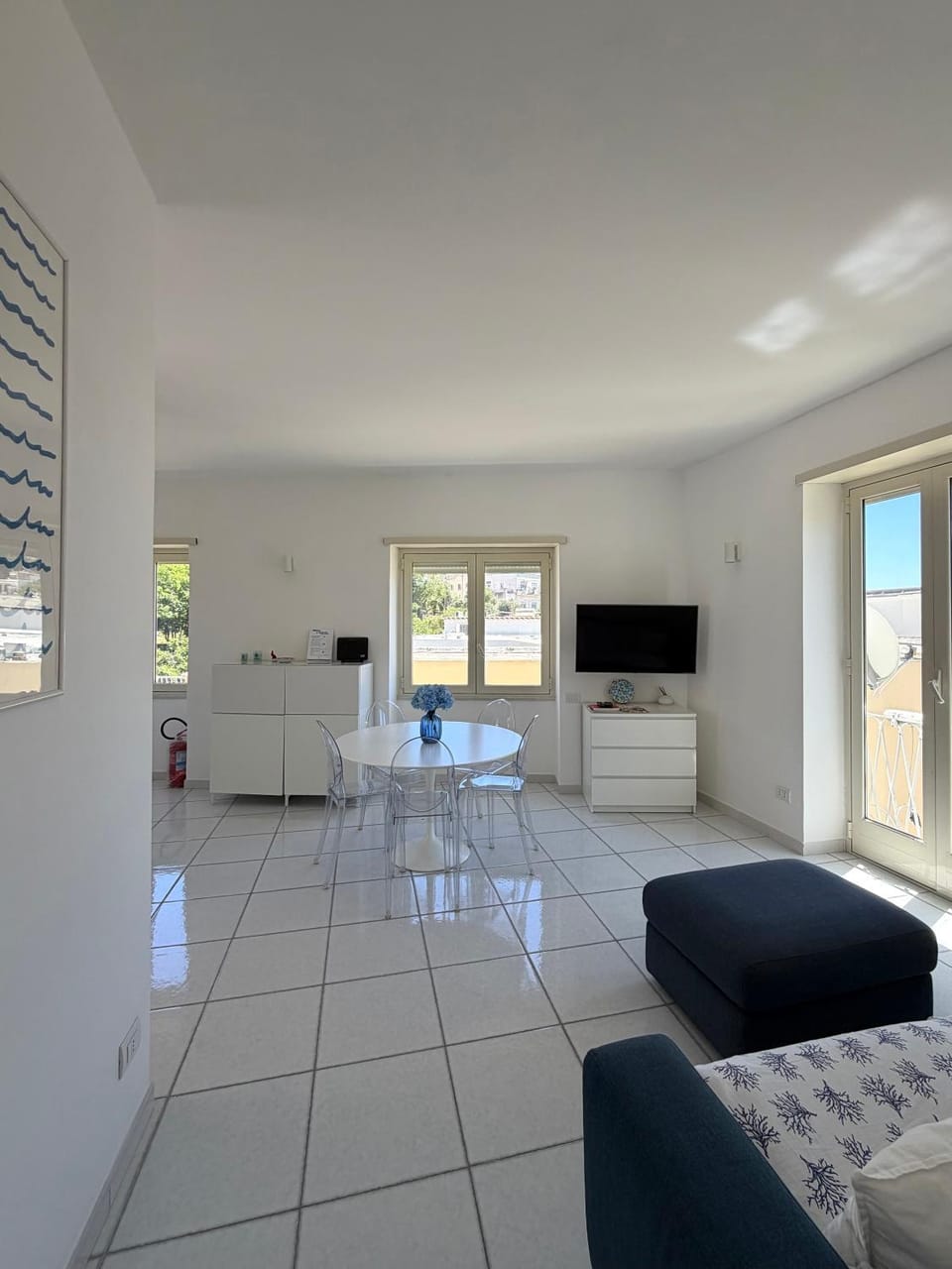 TV and multimedia, Living room, Seating area
