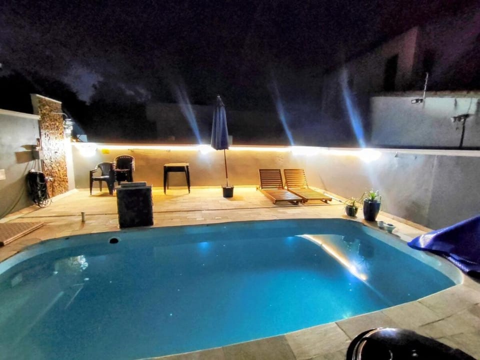 Casa com piscina - Bertioga Boracéia 500 m da praia House in Bertioga
