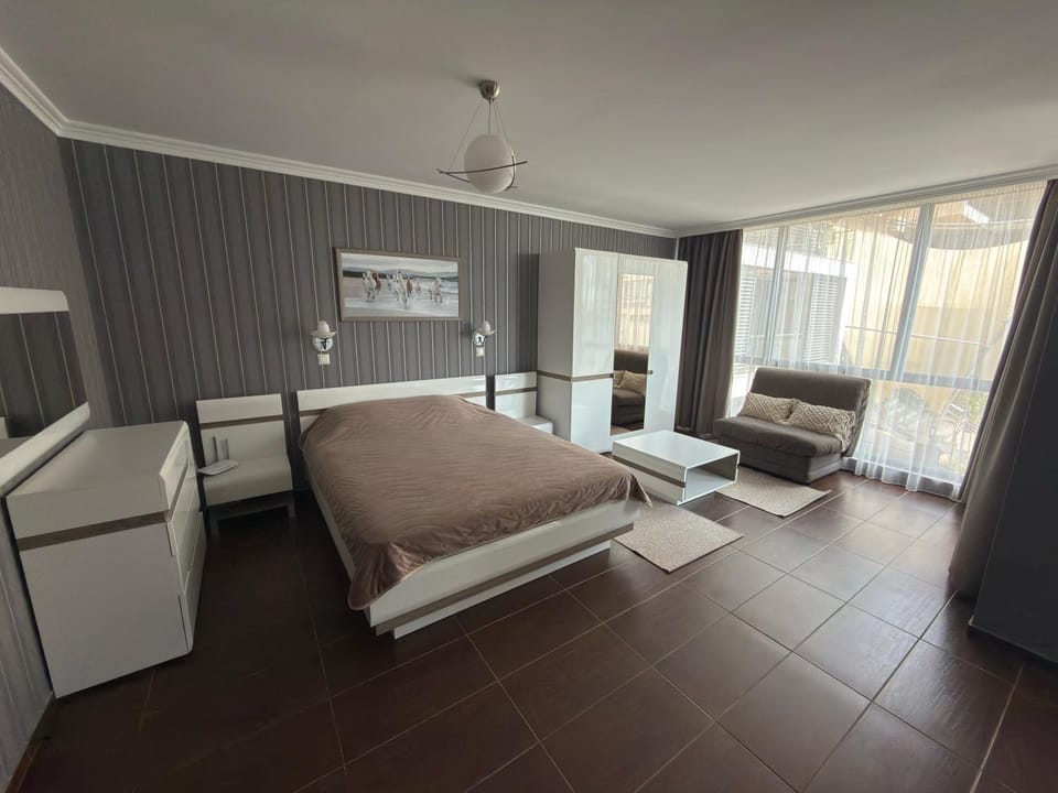 Sea Front View Studio Apartment - Dolce Vita 2 Apartment in Burgas Province