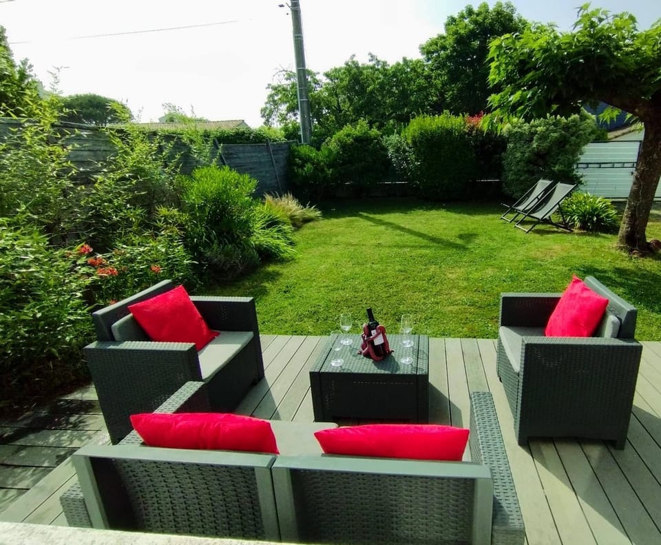 Patio, Garden, Garden, Seating area, Garden view