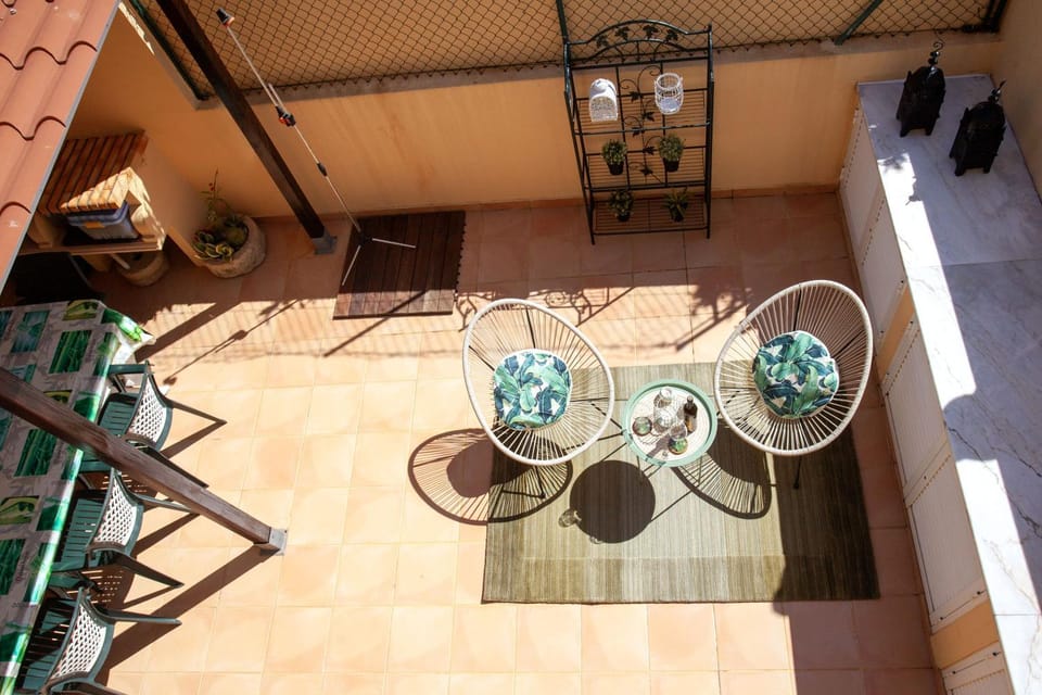 Patio, Day, Solarium, Balcony/Terrace, Seating area