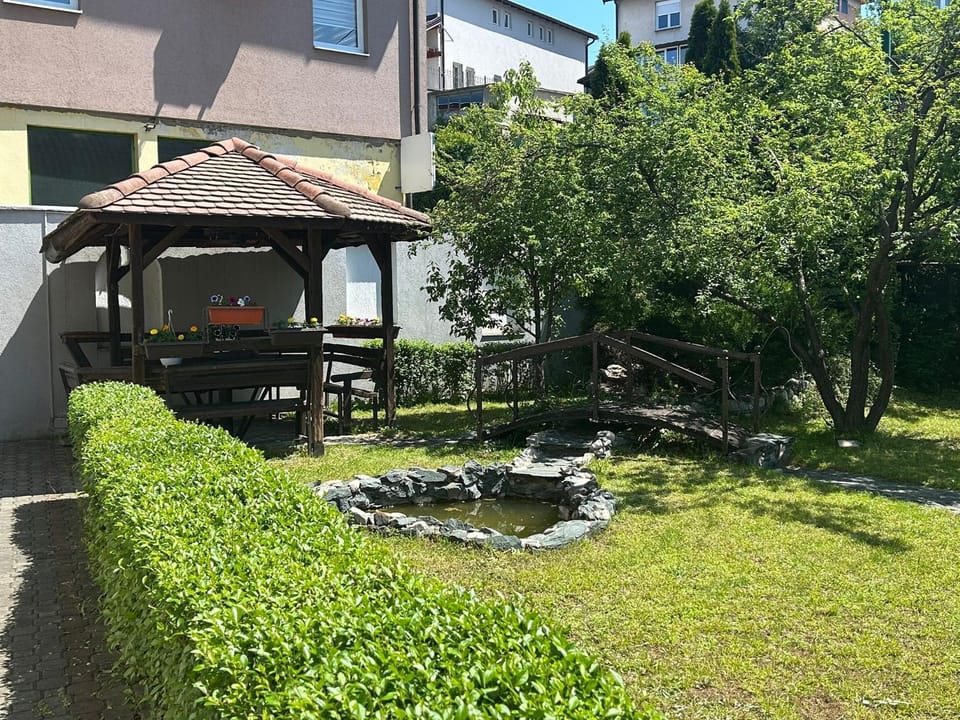 Garden, Garden view