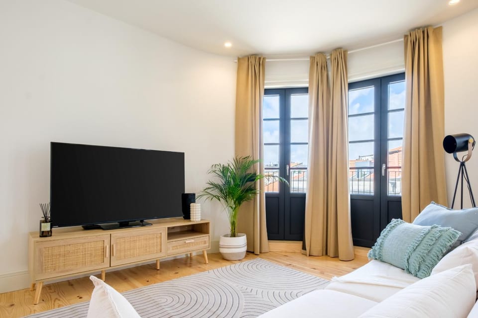 Art Deco 41 Luxury Apartment Downtown Metro AC Apartment in Porto