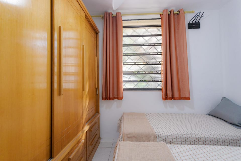 Bed, Bedroom, wardrobe