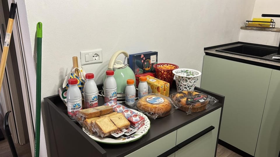 Food and drinks