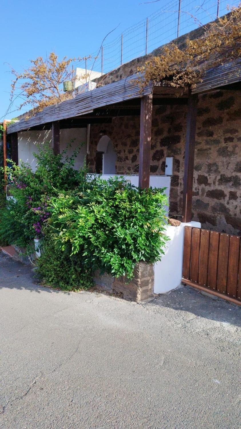 Pantalarea Apartment in Sicily