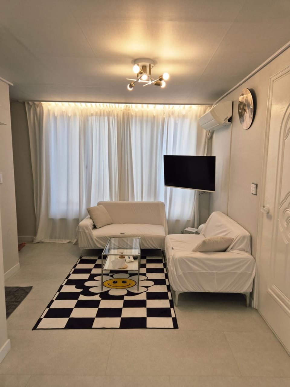 Stay Savage Bed and Breakfast in Seoul