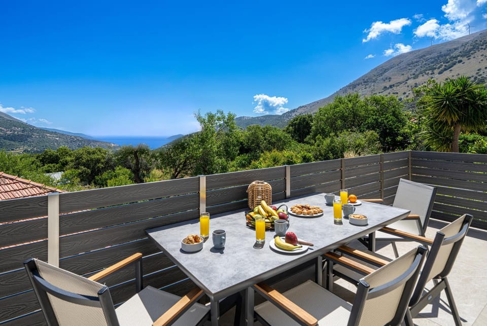 View (from property/room), Balcony/Terrace, Seating area, Dining area