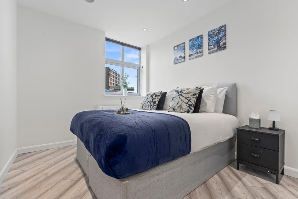 Azure Signature Suite, Leicester City Centre Apartment,Sofa Bed , Netflix, WiFi Parking Apartment in Leicester