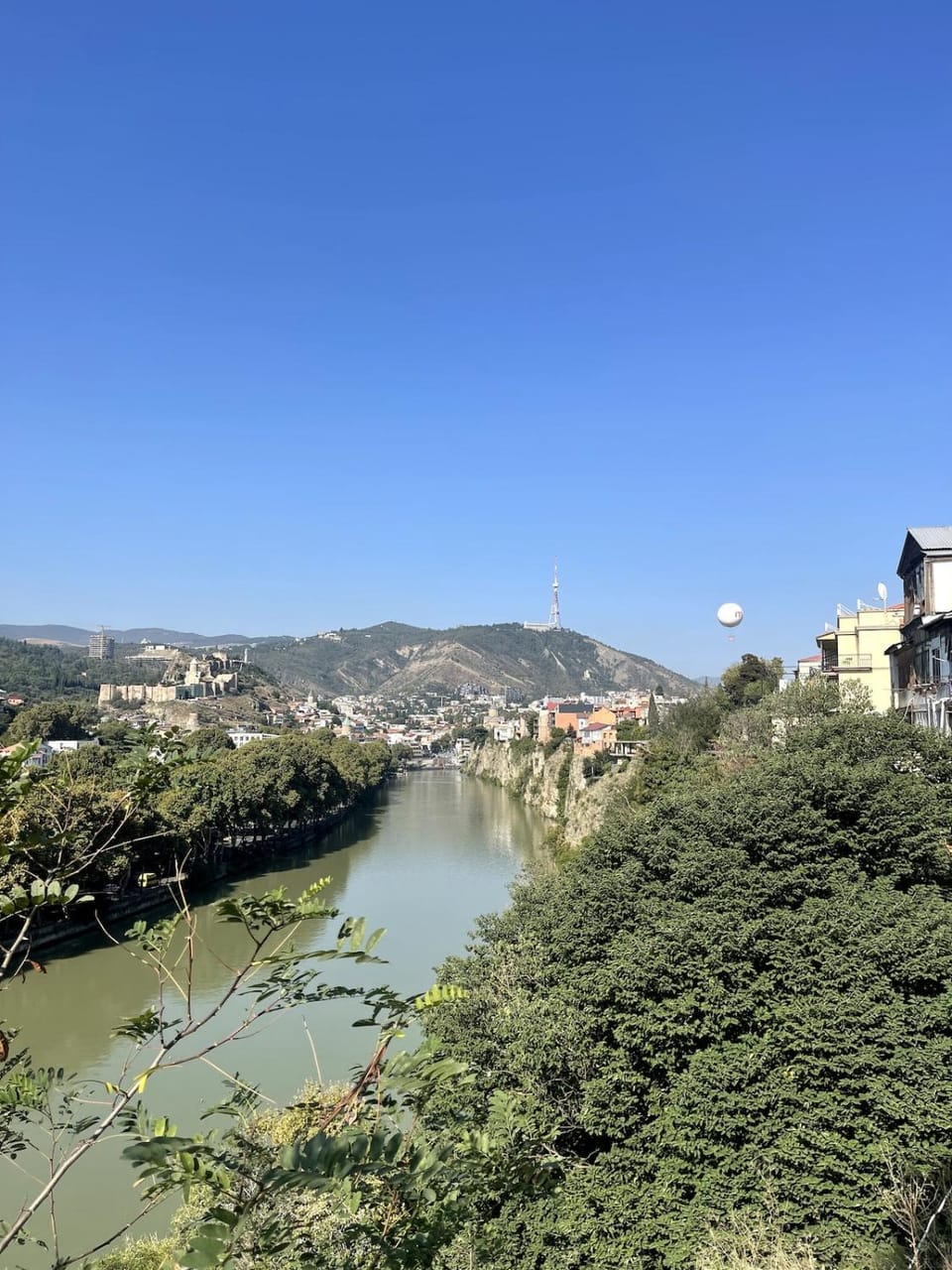 Two bedroom 2 bathroom apartment in old Tbilisi Bed and Breakfast in Georgia