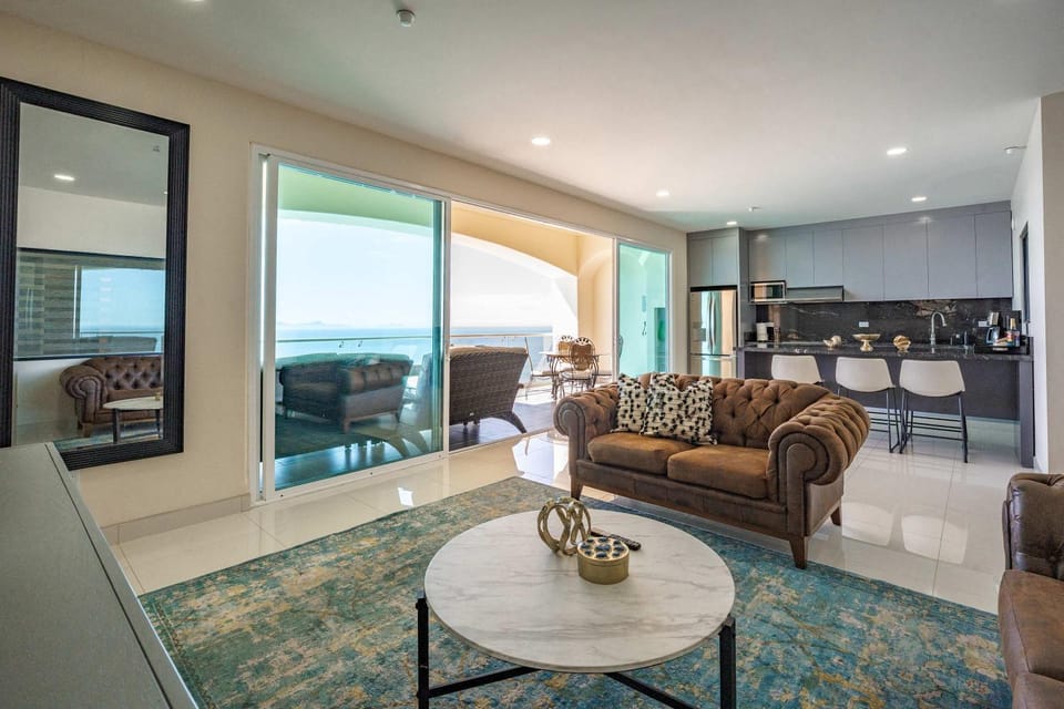 Mar y Sol 15th Floor 3BR 2 BA Condo with pool Apartment in State of Baja California