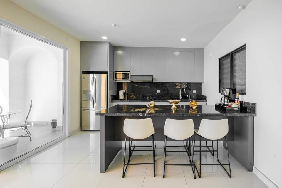 Mar y Sol 15th Floor 3BR 2 BA Condo with pool Apartment in State of Baja California