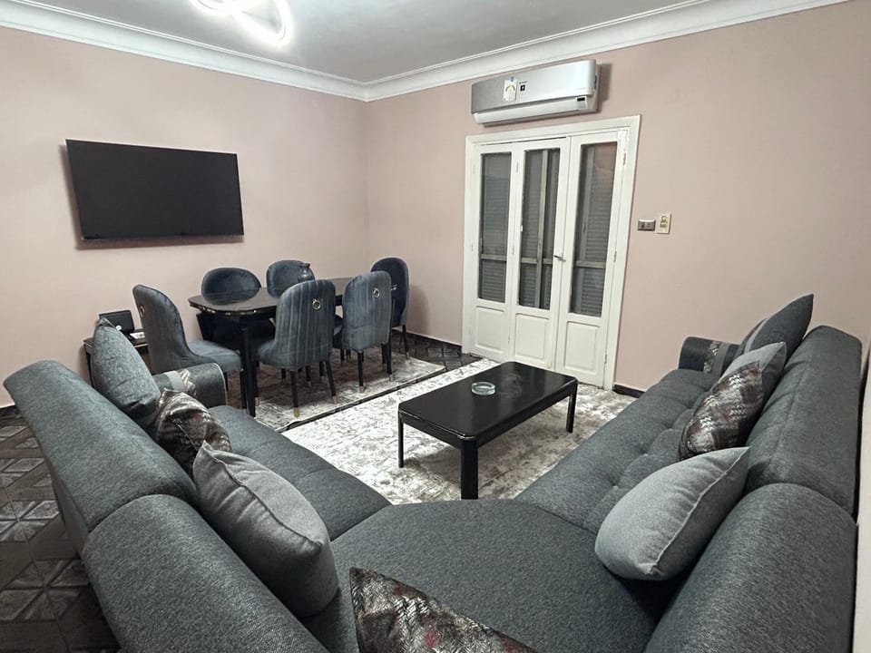 Luxurious Apartment With premium location and Cozy view near Cairo airport and city stars mall Apartment in Cairo Governorate
