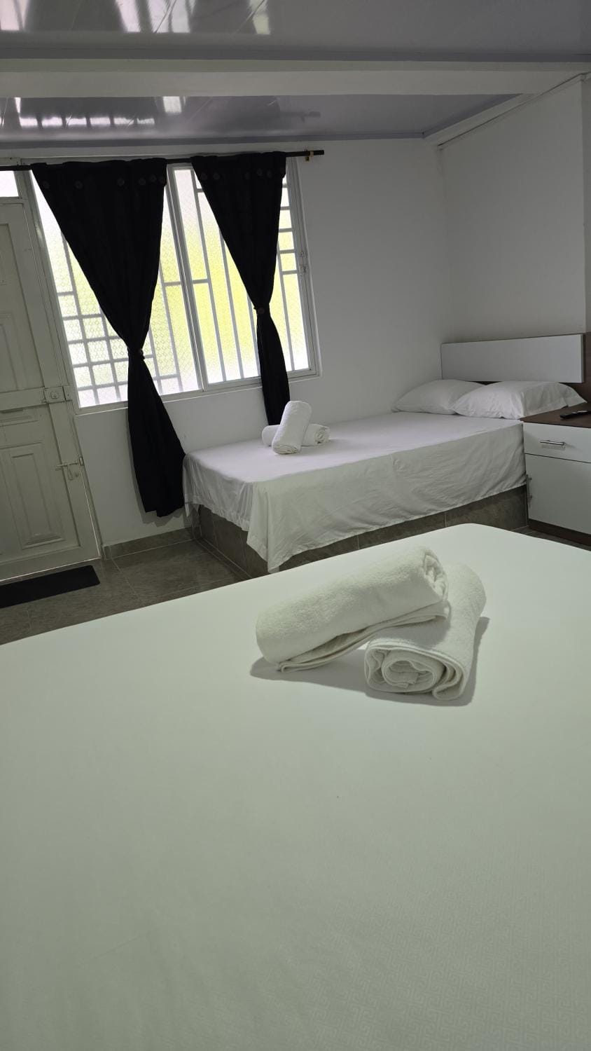 Hotel Valle del Café - Habitación 3 Grupo con 2 Camas Hotel in Valle del Cauca