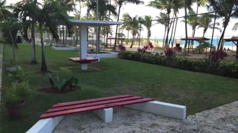 Isla Verde Beach Apartments Apartment in Carolina