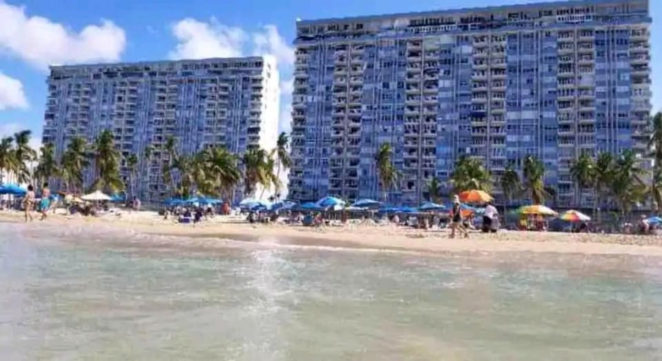 Isla Verde Beach Apartments Apartment in Carolina